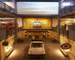 Heritage Transport Museum welcomes its visitors by providing amazing fun facilities like a restaurant, library, and also a souvenir shop to groove on.